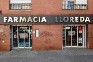 Farm&agrave;cia Lloreda