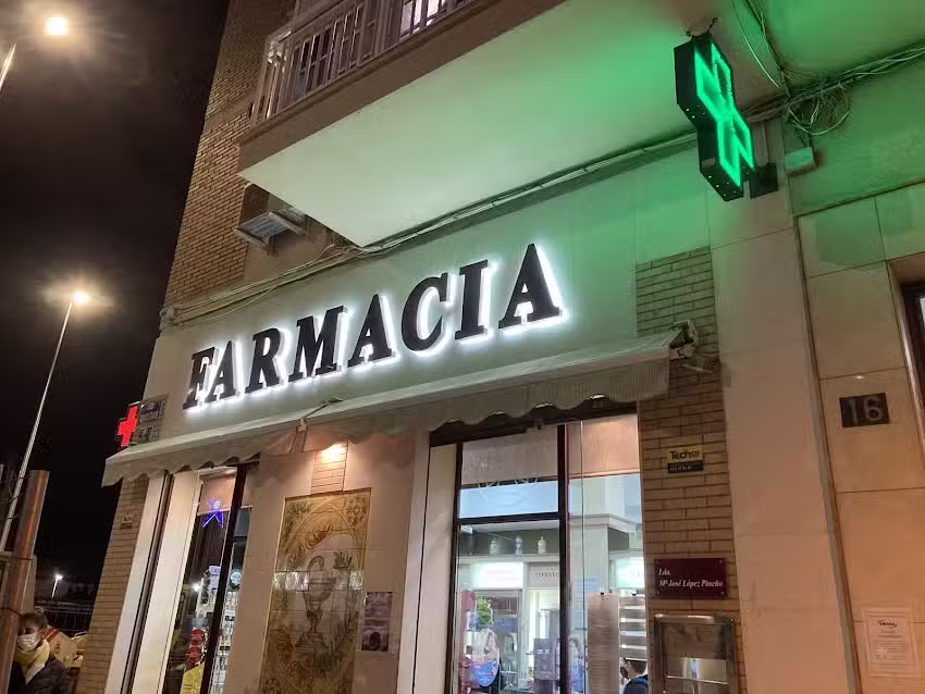 Farmacia L&oacute;pez Pine&ntilde;o