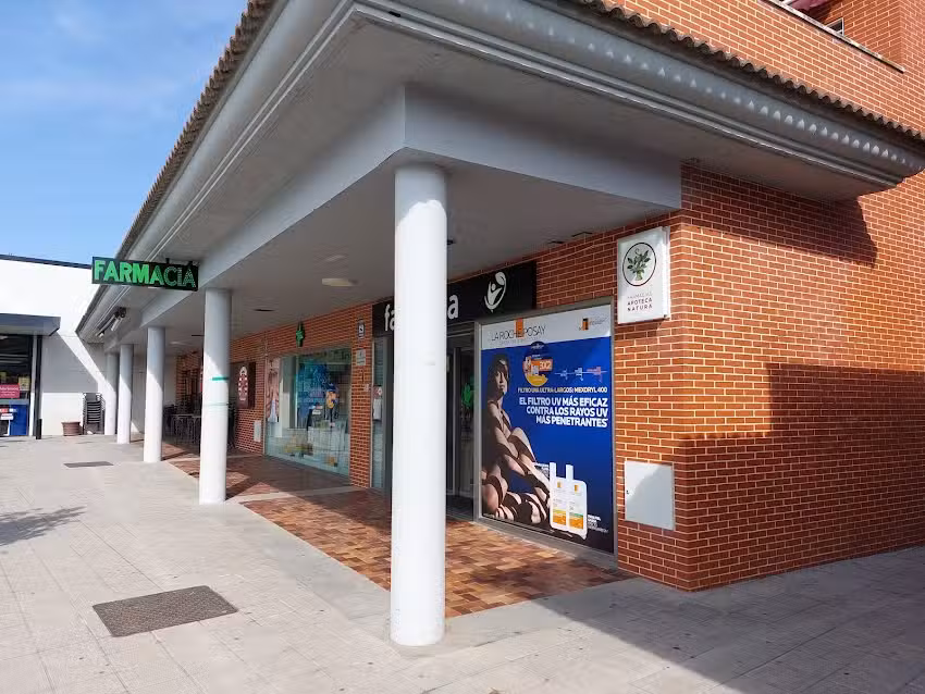 Farmacia Los Arenales, El Casar