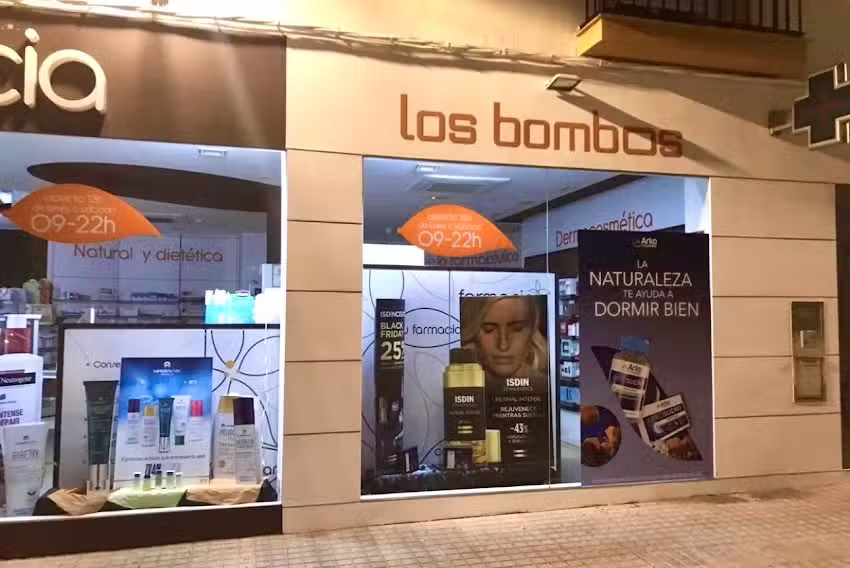 Farmacia Los Bombos