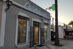 FARMACIA LOS ROSALES