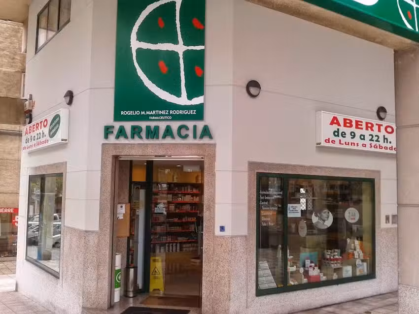 Farmacia Luc&iacute;a Ares