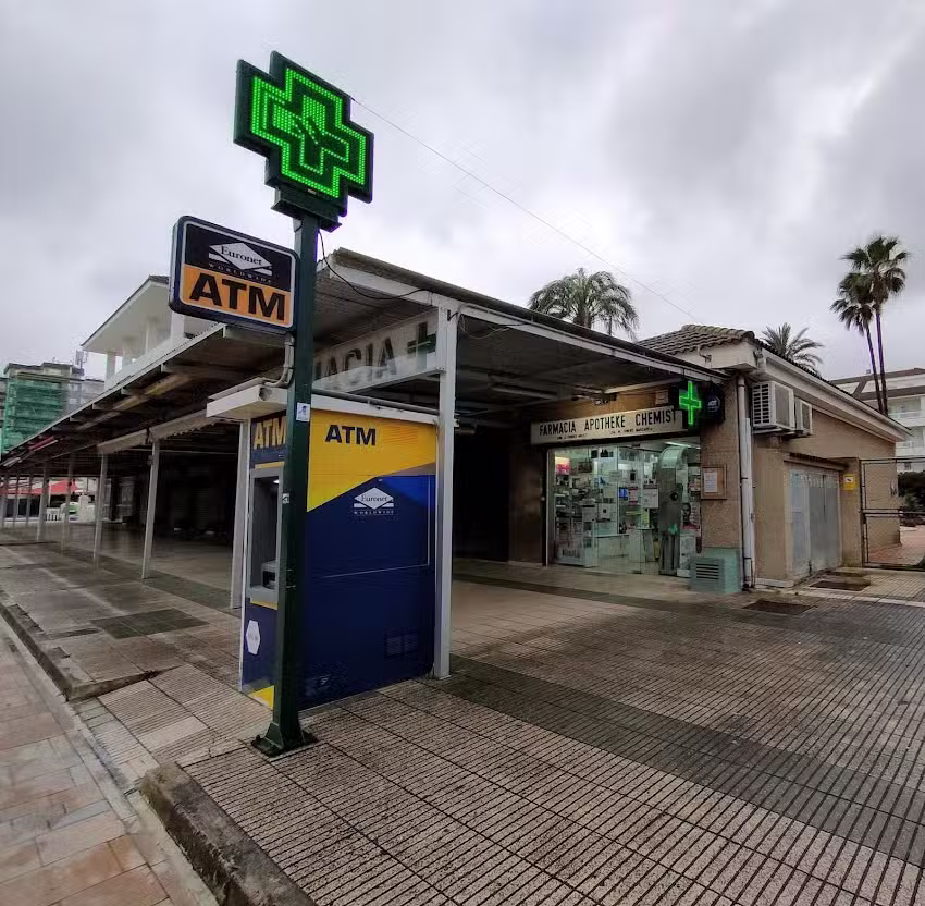 Farmacia Luc&iacute;a Cort&eacute;s