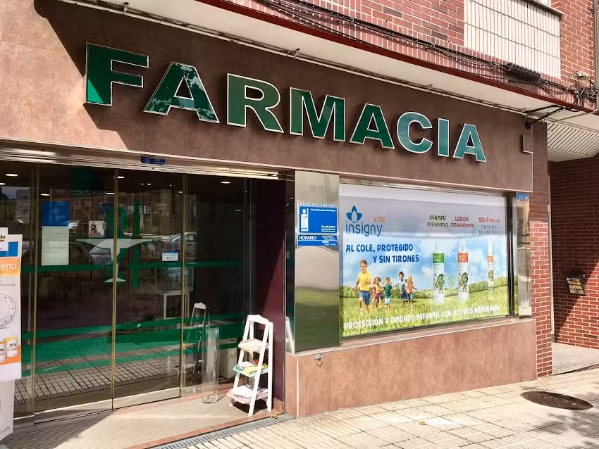 Farmacia Luc&iacute;a Fern&aacute;ndez-Sanz