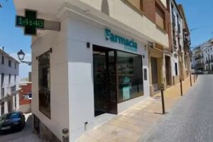 Farmacia Luc&iacute;a Lanagr&aacute;n Sabalete