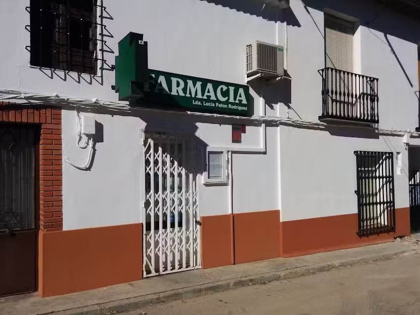 Farmacia Luc&iacute;a Pat&oacute;n