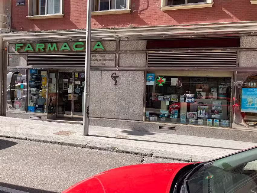 Farmacia Luis &Aacute;lvarez de Cienfuegos L&oacute;pez