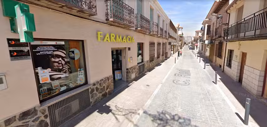 Farmacia Luis Yll&aacute; Hidalgo