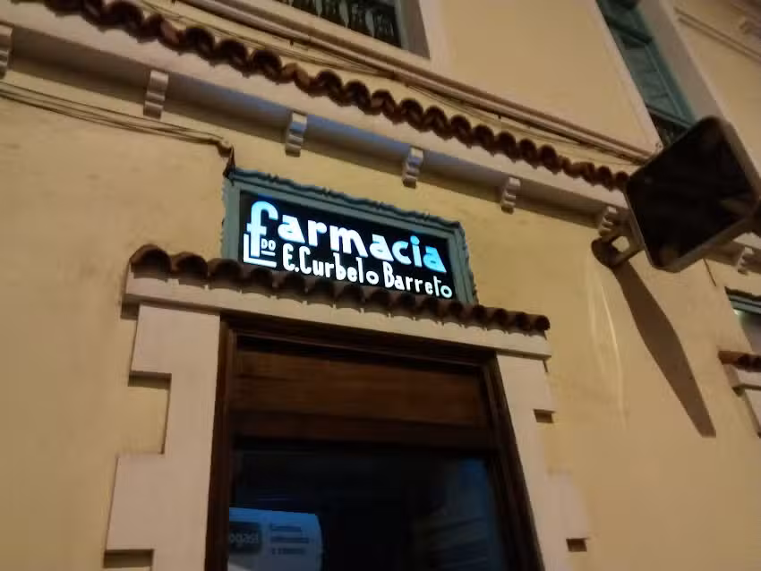 Farmacia M.&ordf; Esther Curbelo Ara&ntilde;a