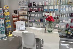 Farmacia M.D.Esqu&eacute; Ruiz