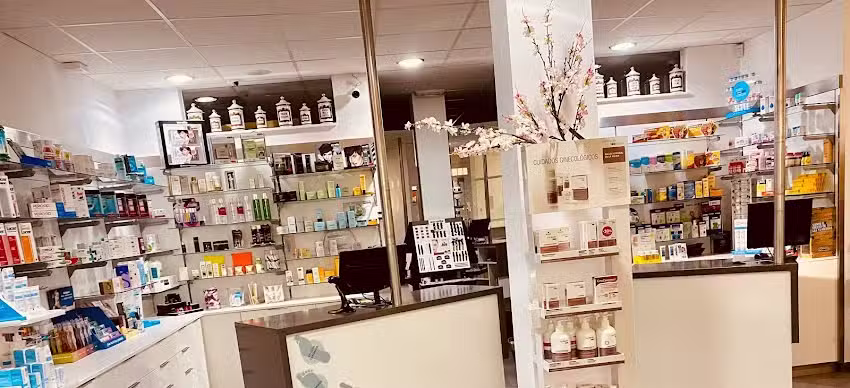 Farmacia M Dolores Poyato Padillo