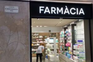 Farm&agrave;cia M.Merc&egrave; Benedicto