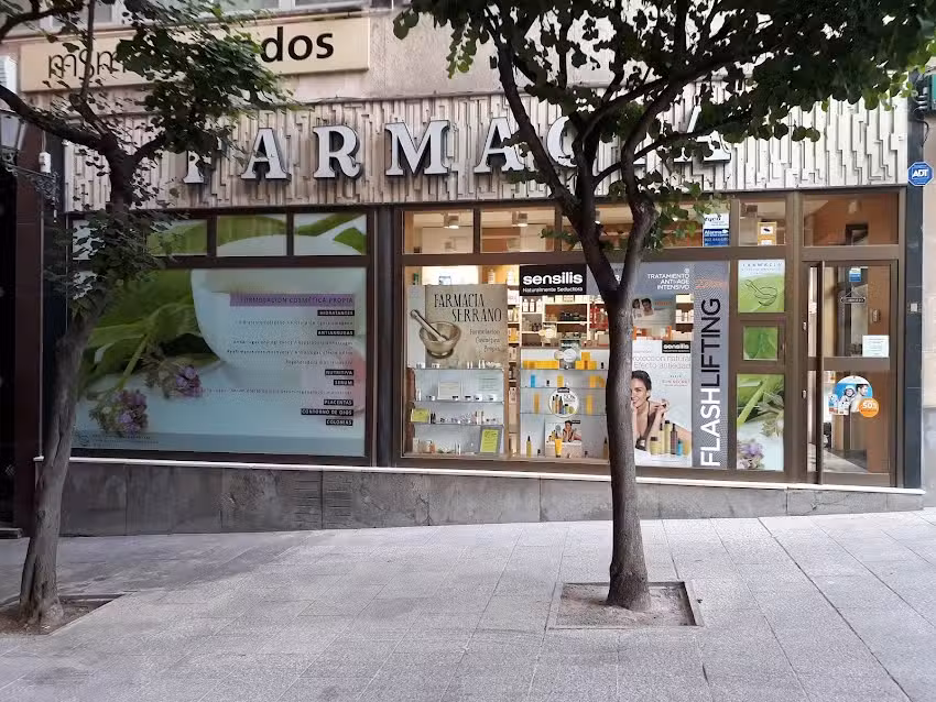 FARMACIA M&ordf; CRISTINA SERRANO CARO