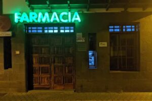 FARMACIA M&ordf; ESTHER ARENCIBIA ARTILES
