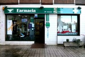 Farmacia Mª Soledad Robles Granda