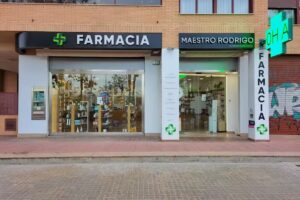 FARMACIA MAESTRO RODRIGO 84