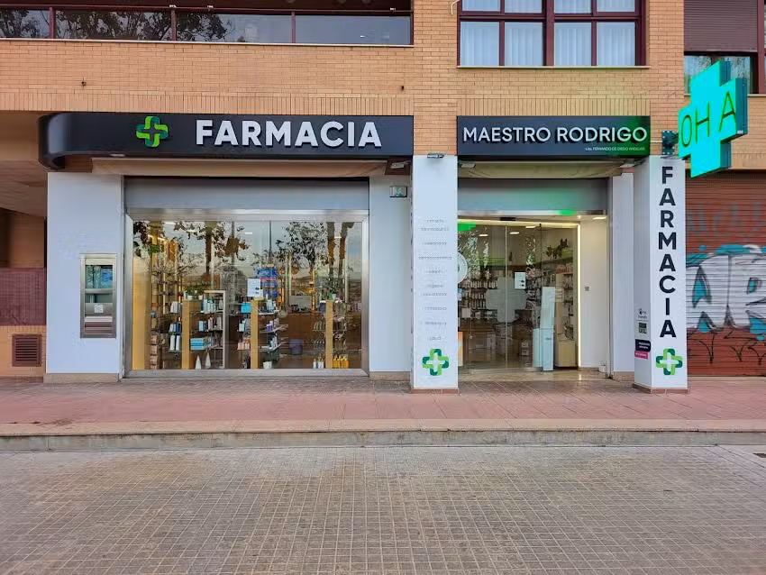FARMACIA MAESTRO RODRIGO 84
