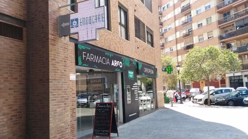 Farmacia Maestro Valls, 46
