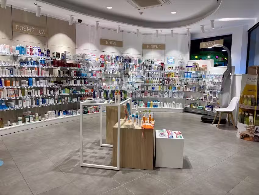 Farm&agrave;cia Mahon