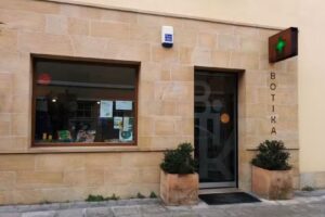 FARMACIA MAITE LASA ARBULU