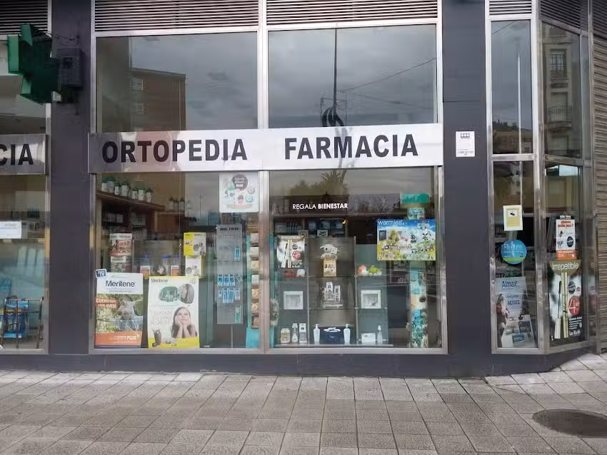 Farmacia Mar&iacute;a Isabel Gonz&aacute;lez Su&aacute;rez