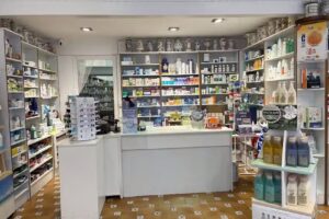 Farm&agrave;cia Maria Llu&iuml;sa Casacuberta Tor