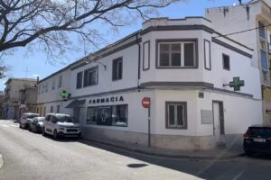 Farmacia Mar&iacute;a Pilar Bara Bandr&eacute;s