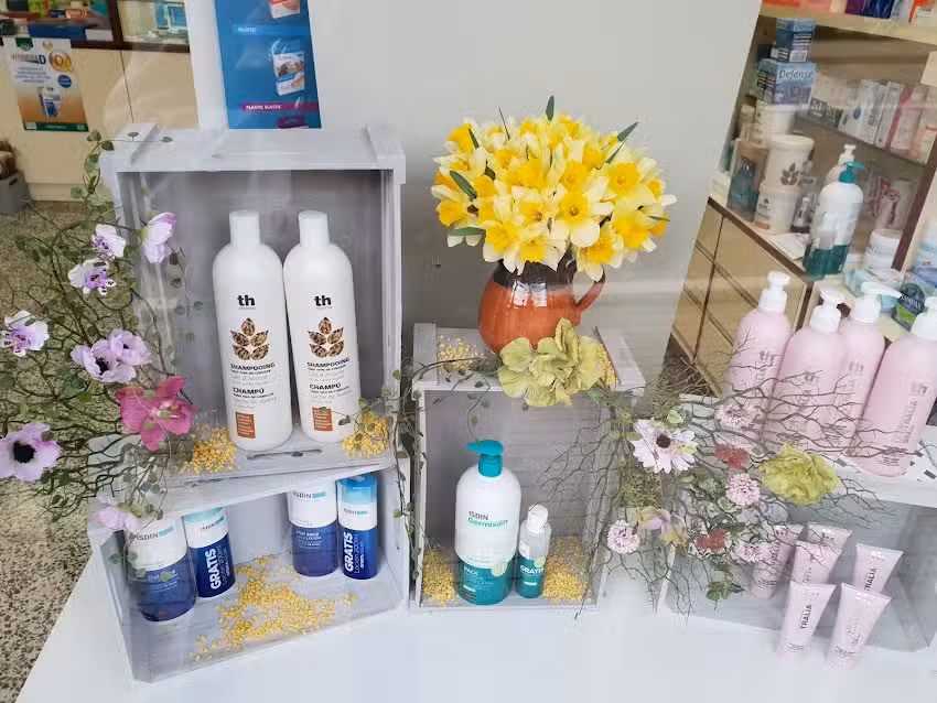 Farm&agrave;cia Marina Pujol