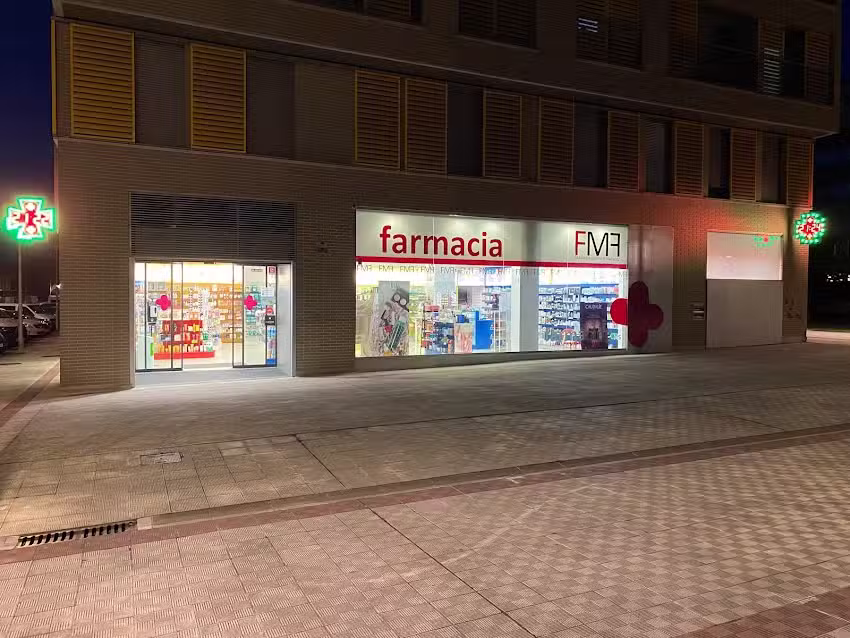 Farmacia Marta Fern&aacute;ndez Ejea. Sarriguren.