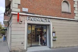 Farm&agrave;cia Mart&iacute;nez