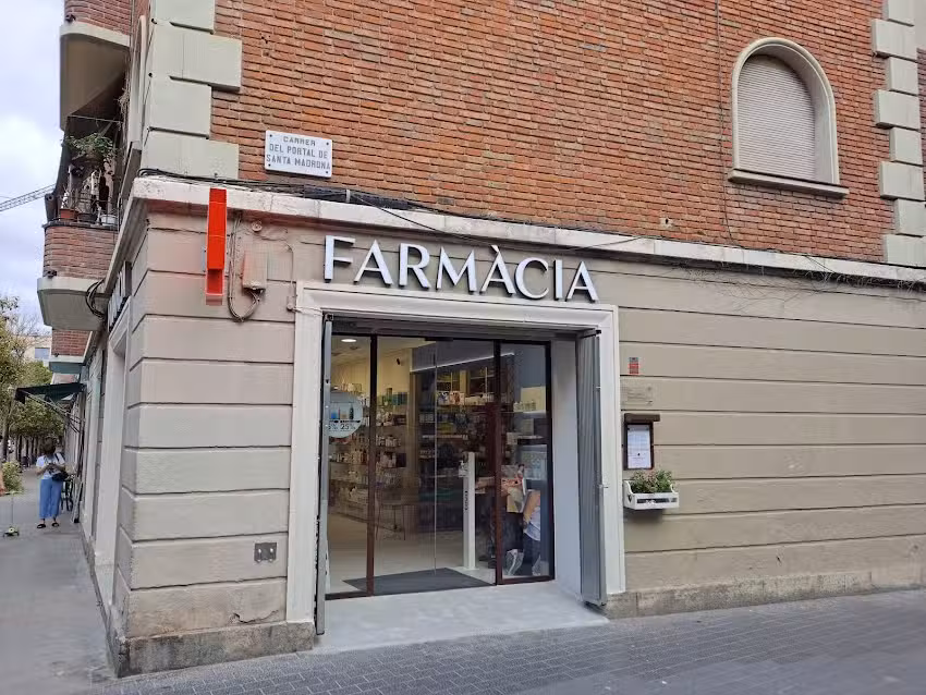 Farm&agrave;cia Mart&iacute;nez