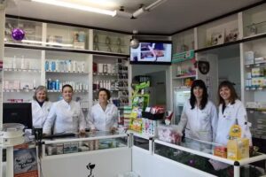 Farmacia Matagorda-Guardias Viejas. Lda. Gema A&ntilde;ez Jim&eacute;nez