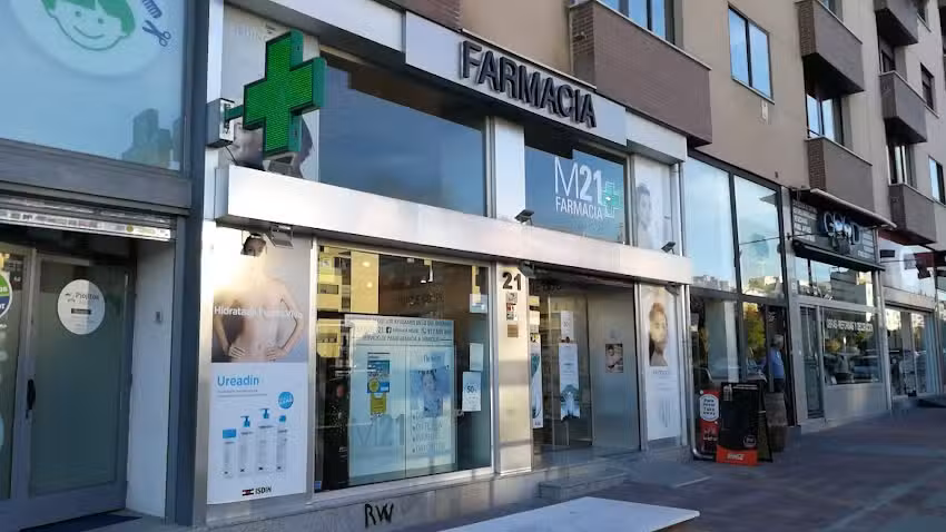 Farmacia Melide M21