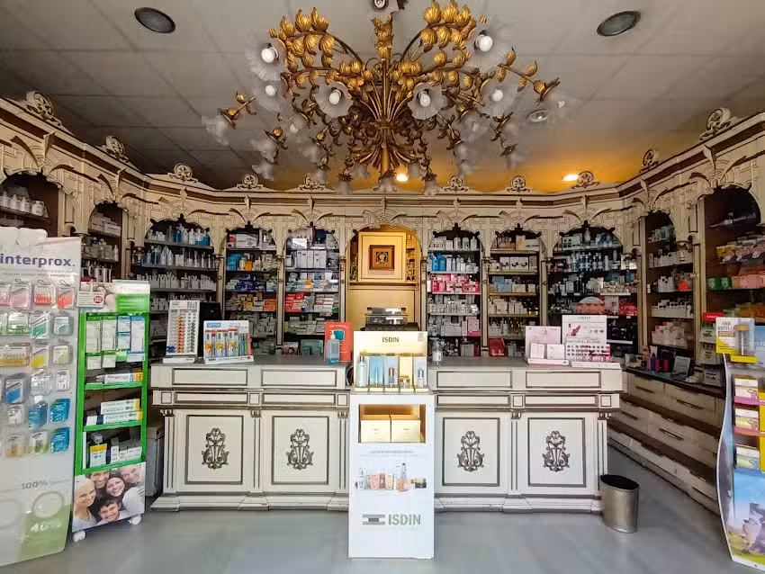 Farmacia Men&eacute;ndez Antol&iacute;n