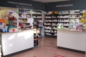 Farm&agrave;cia Mercedes Uriz Fina