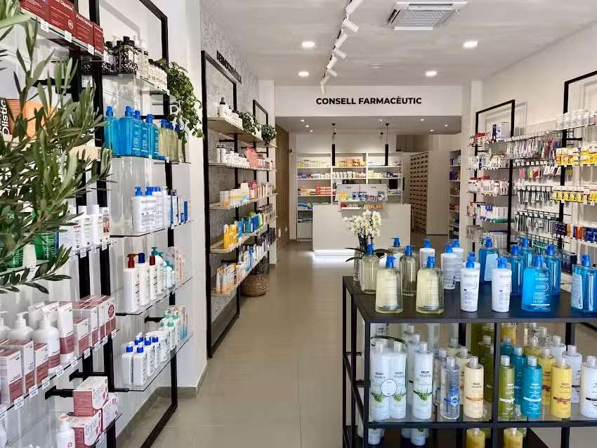 Farm&agrave;cia Mir