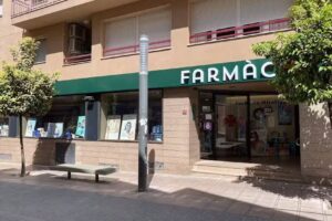 Farm&agrave;cia Miralles Curto