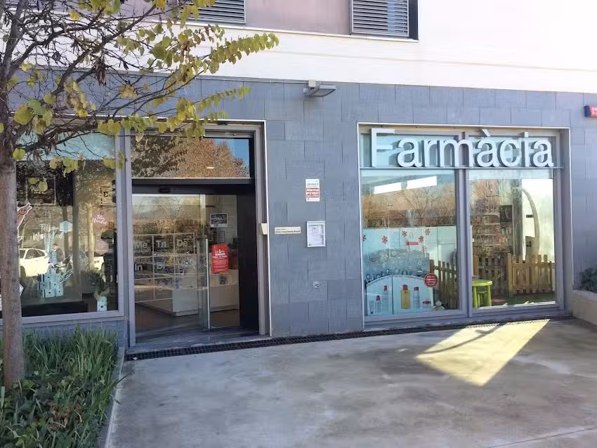 Farmacia Mirasol Centre / Ld. Alicia Casacuberta// Farmacia Sant Cugat del Vall&egrave;s