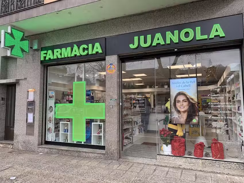 Farm&agrave;cia Mireia Juanola