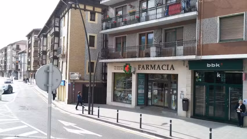 Farmacia Miren Josune Loizaga D&iacute;az