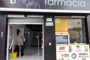 Farmacia M&oacute;nica Rodr&iacute;guez G&oacute;mez , Abierto al mediod&iacute;a ( Farmacia en Lomo los Frailes, Tamaraceite)