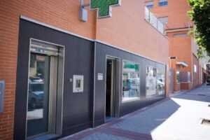 Farmacia Montecarmelo &ndash; Maria Victoria Pazos Francos