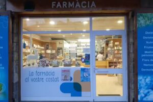 Farm&agrave;cia Montse Clos