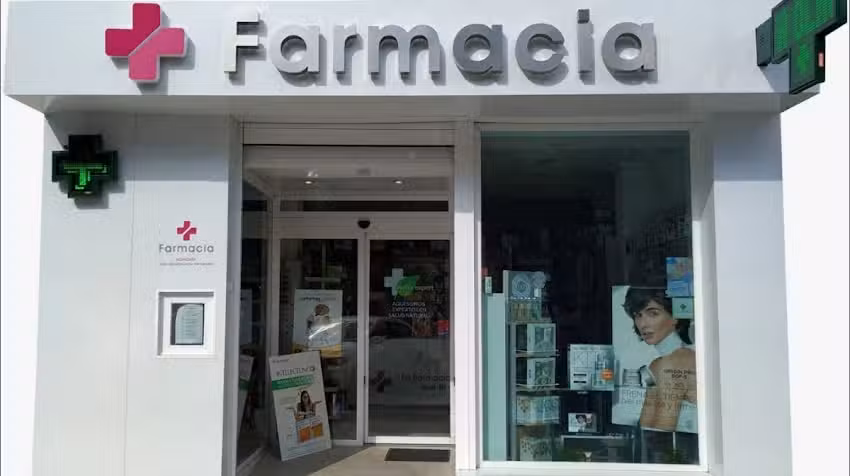 Farmacia Natalia Olmo Fern&aacute;ndez