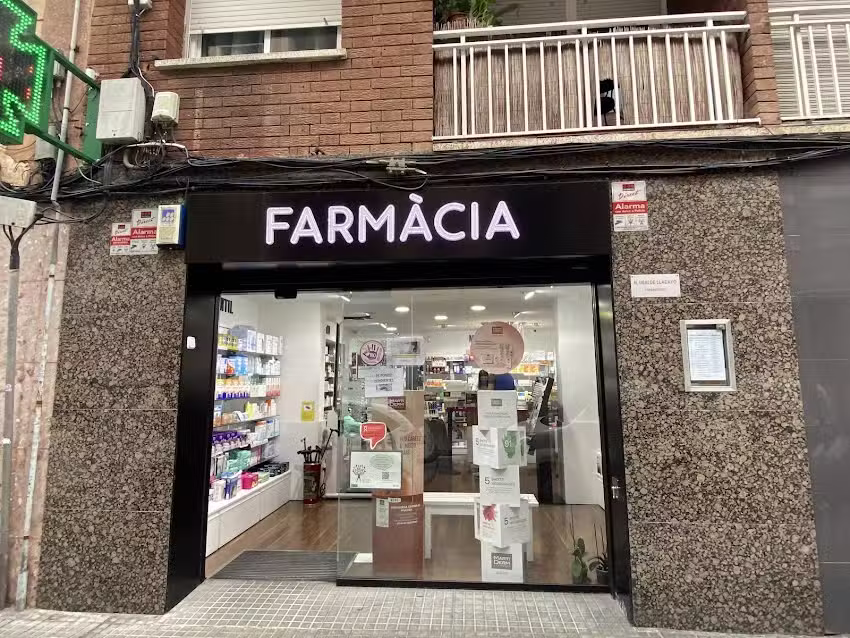 Farmacia Natalia Ubalde en Santa Coloma de Gramenet