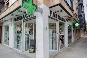 Farmacia Noreña -Lda. Ana Montilla Hueso-