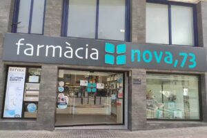 Farm&agrave;cia Nova,73