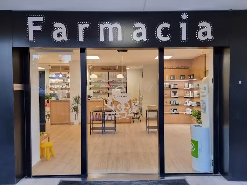 Farm&agrave;cia Nova Sarri&agrave;
