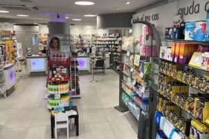 Farm&agrave;cia N&uacute;ria Novell