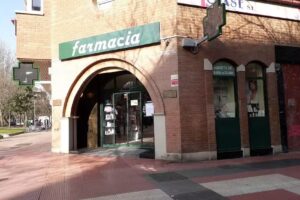 Farmacia Ochoa de Retana y Glez-Moreno